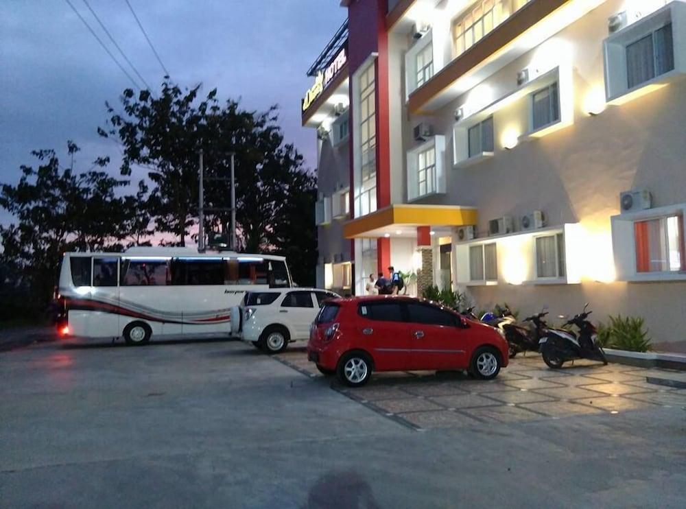 New D'Dhave Hotel بادانج المظهر الخارجي الصورة